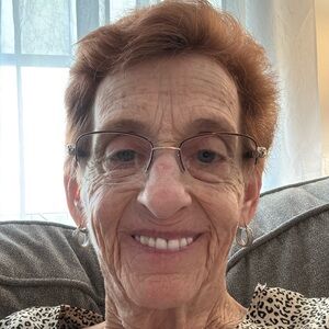 Meet your Posher, Carol